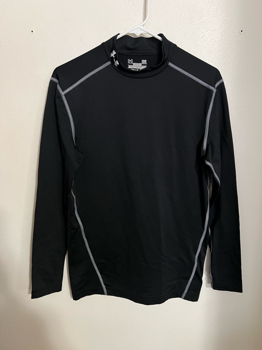 UNDER ARMOUR Cold Geal Compression Mock Neck Athletic Shirt Black White Men's Lg